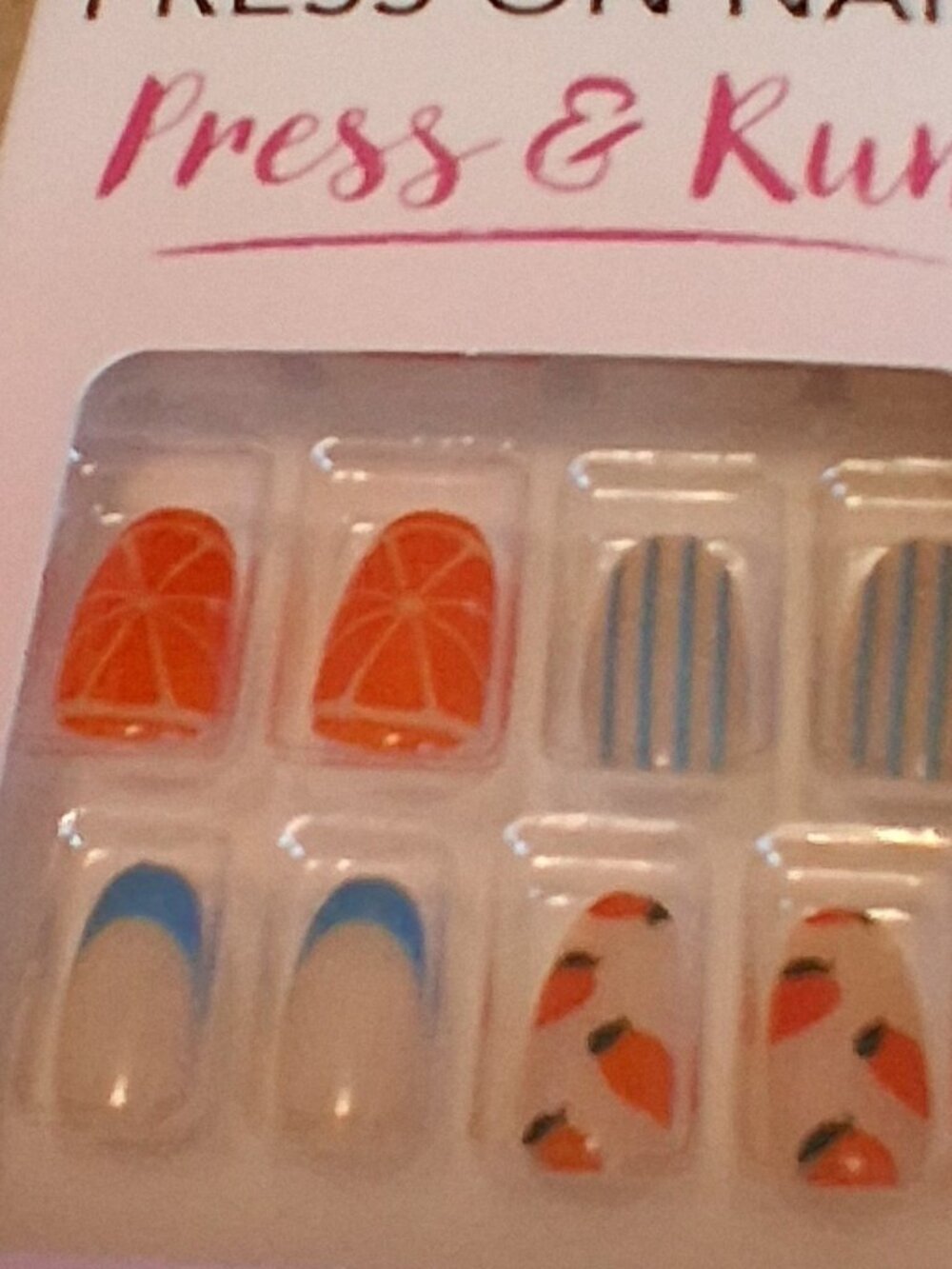 PRESS ON NAILS